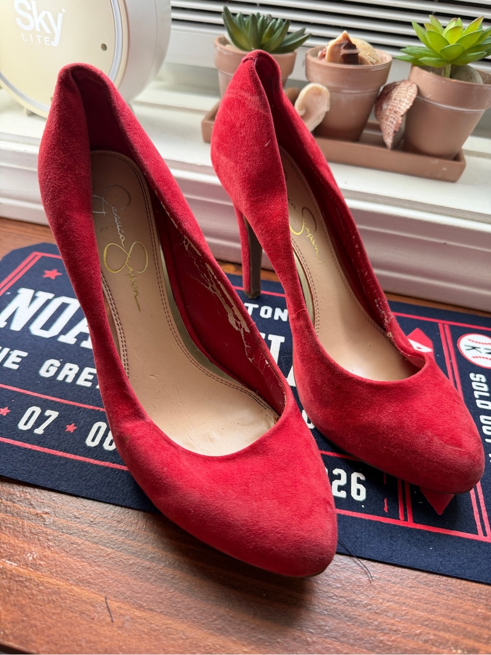 Jessica Simpson Red Suede Pointed-Toe Stiletto Pumps Size 7.5
